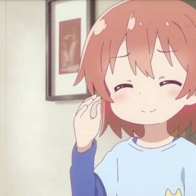 老人烧杨絮险些点着全村
